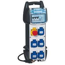 Trade site box P17 IP44 IK10 16A 250V, 5 domestic sockets, protection devices and 3 m cord - Legrand