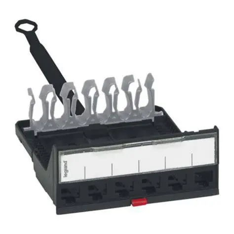 Blank cassette for straight patch panels, to be fitted - Legrand