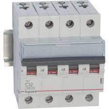 [LEG403565] Circuit breaker TX³ 4P 32A C curve 6 kA - Legrand