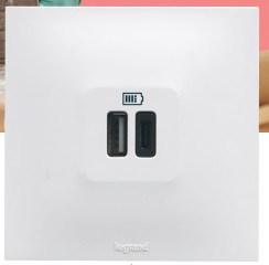 [LEGUB3510WH] Chargeur USB A+C blanc, gamme Urbano - Legrand